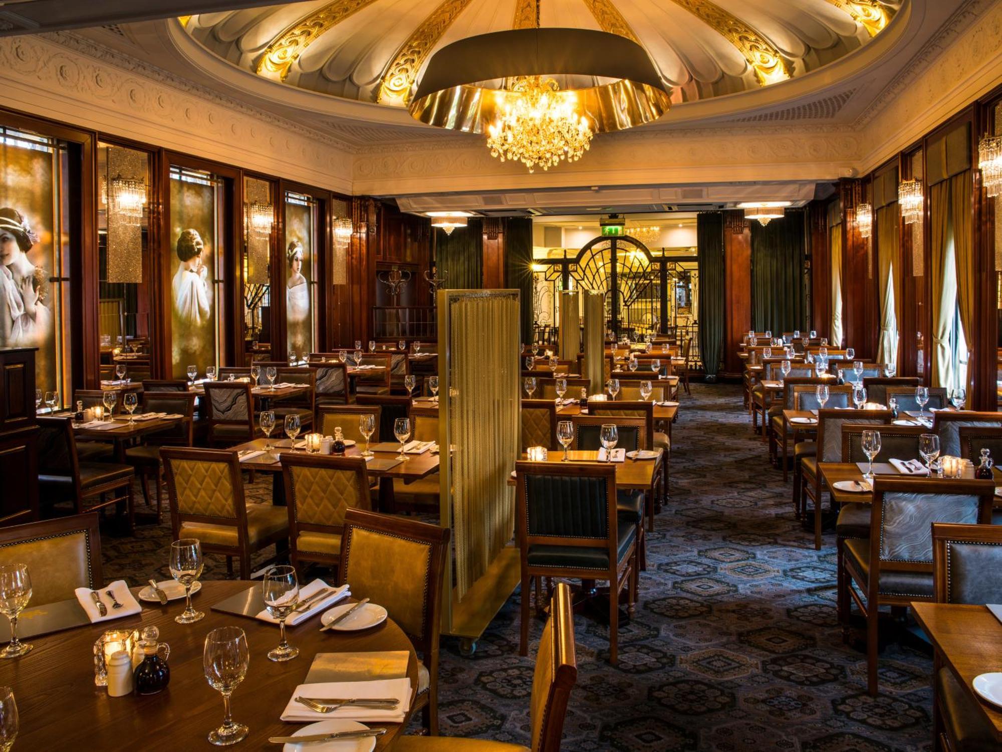 The Royal Toby Hotel Rochdale Esterno foto