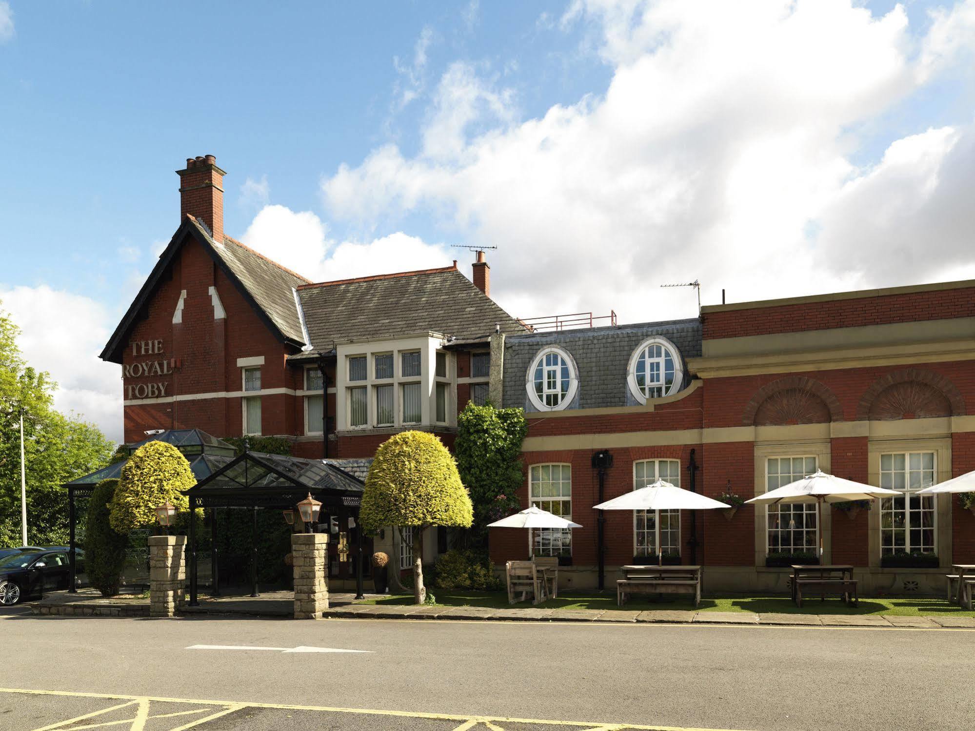 The Royal Toby Hotel Rochdale Esterno foto